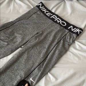 LAST CHANCE🎉Nike Pro Leggings